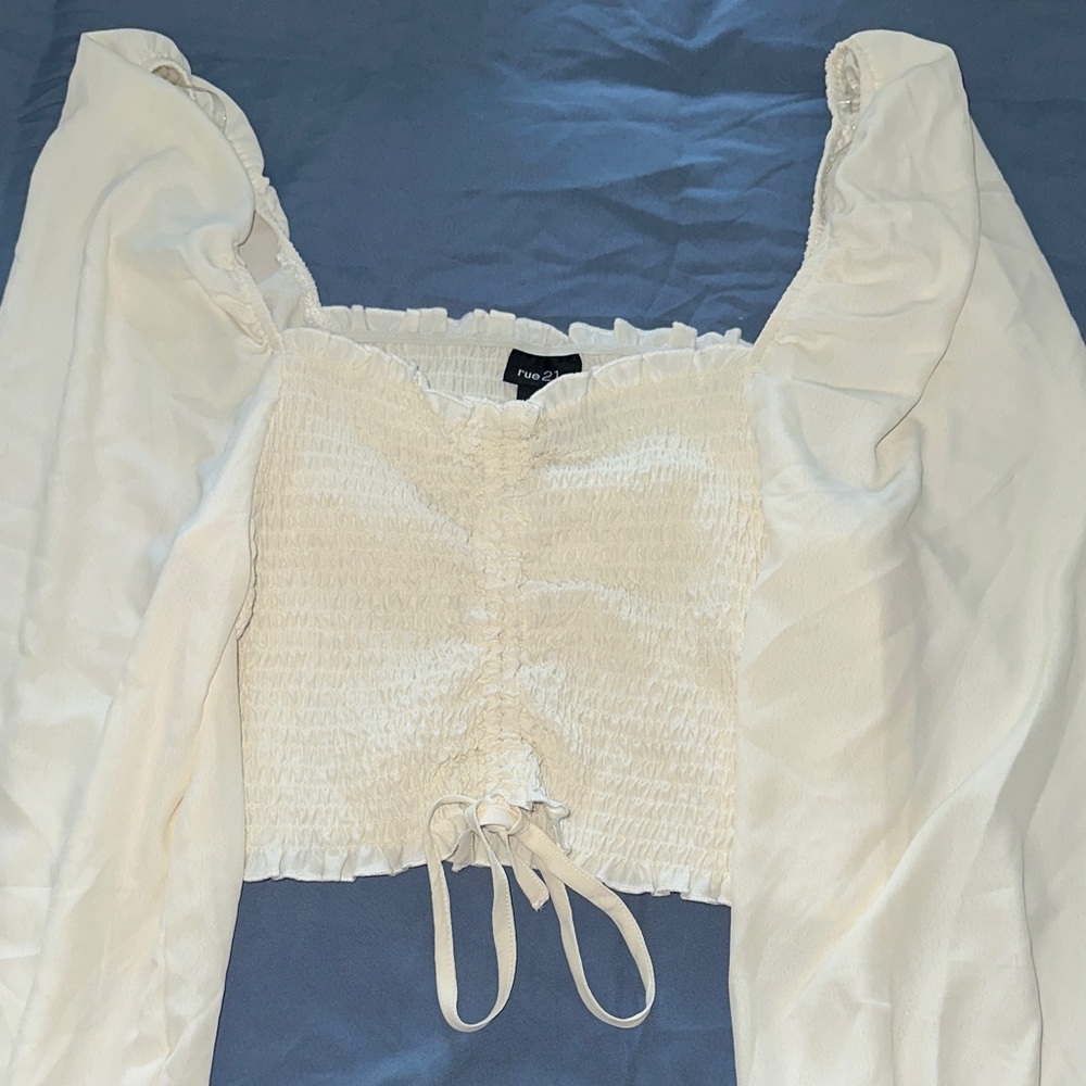 Cream Ruched Top with Adjustable String - Picture 2 of 4